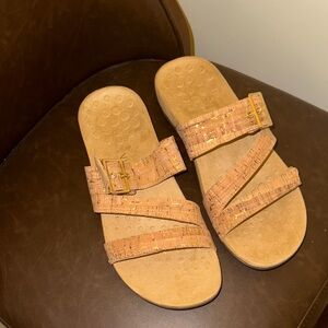 Vionic Women's Tan Sandals with Buckle